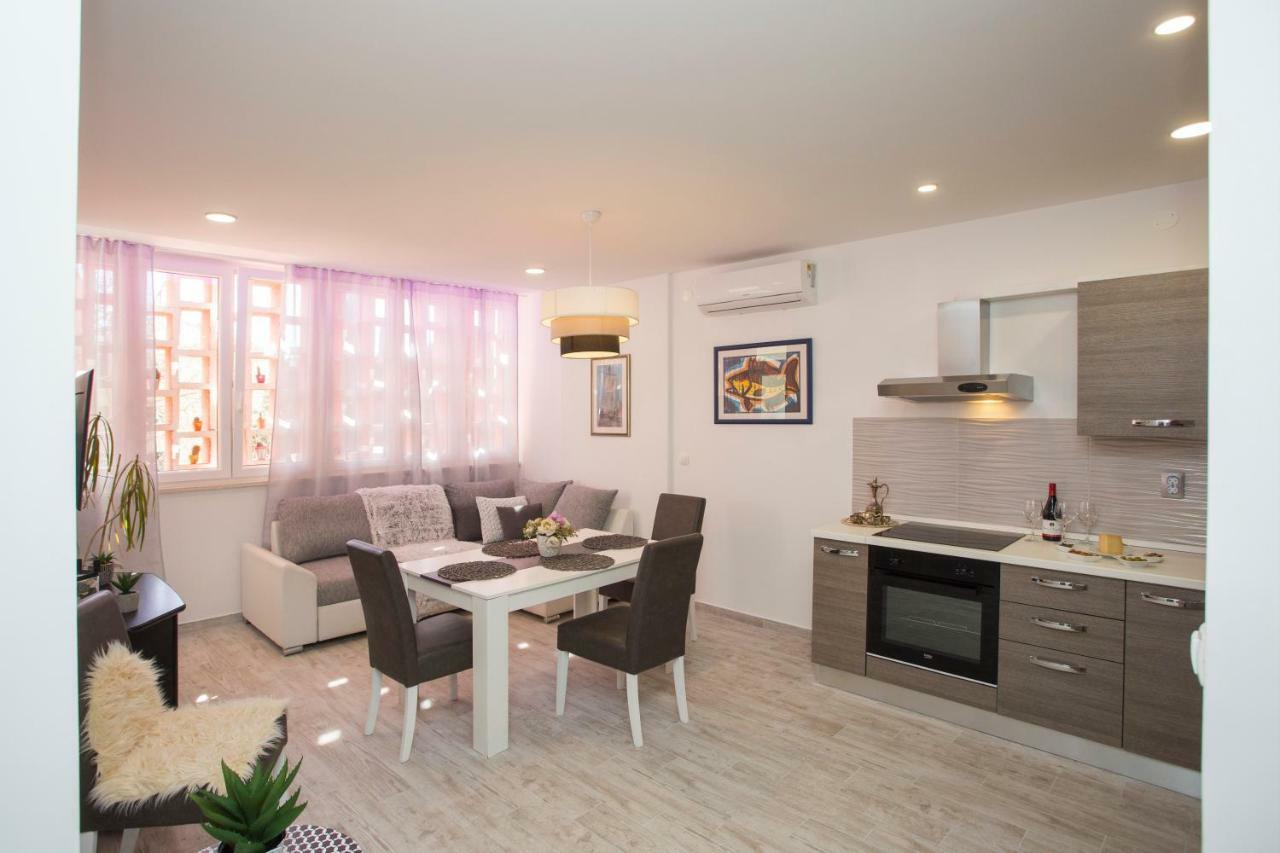 Apartment Aurora スプリト エクステリア 写真